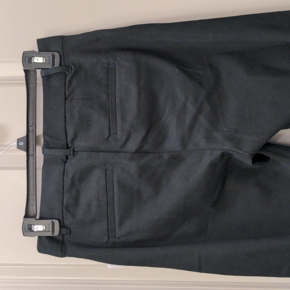 NWT Gap Mid Rise Straight Leg Pants in Bi-Stretch - Picture 7 of 9